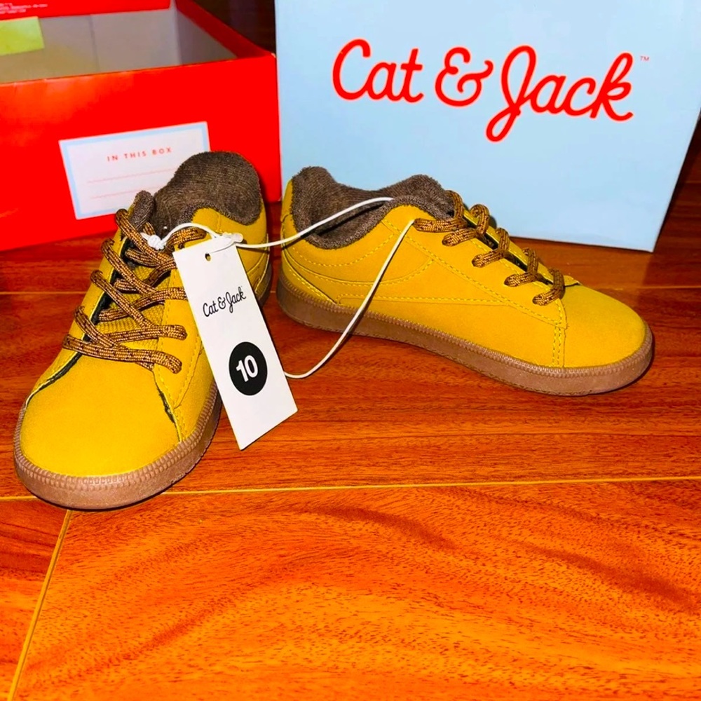 Cat & Jack Asher Size 10 Shoes